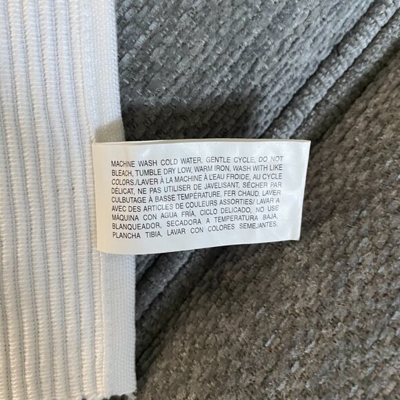 Pier 1 solid Ivory placemats set of 12 reversible (JCLin-02) - Picture 3 of 3